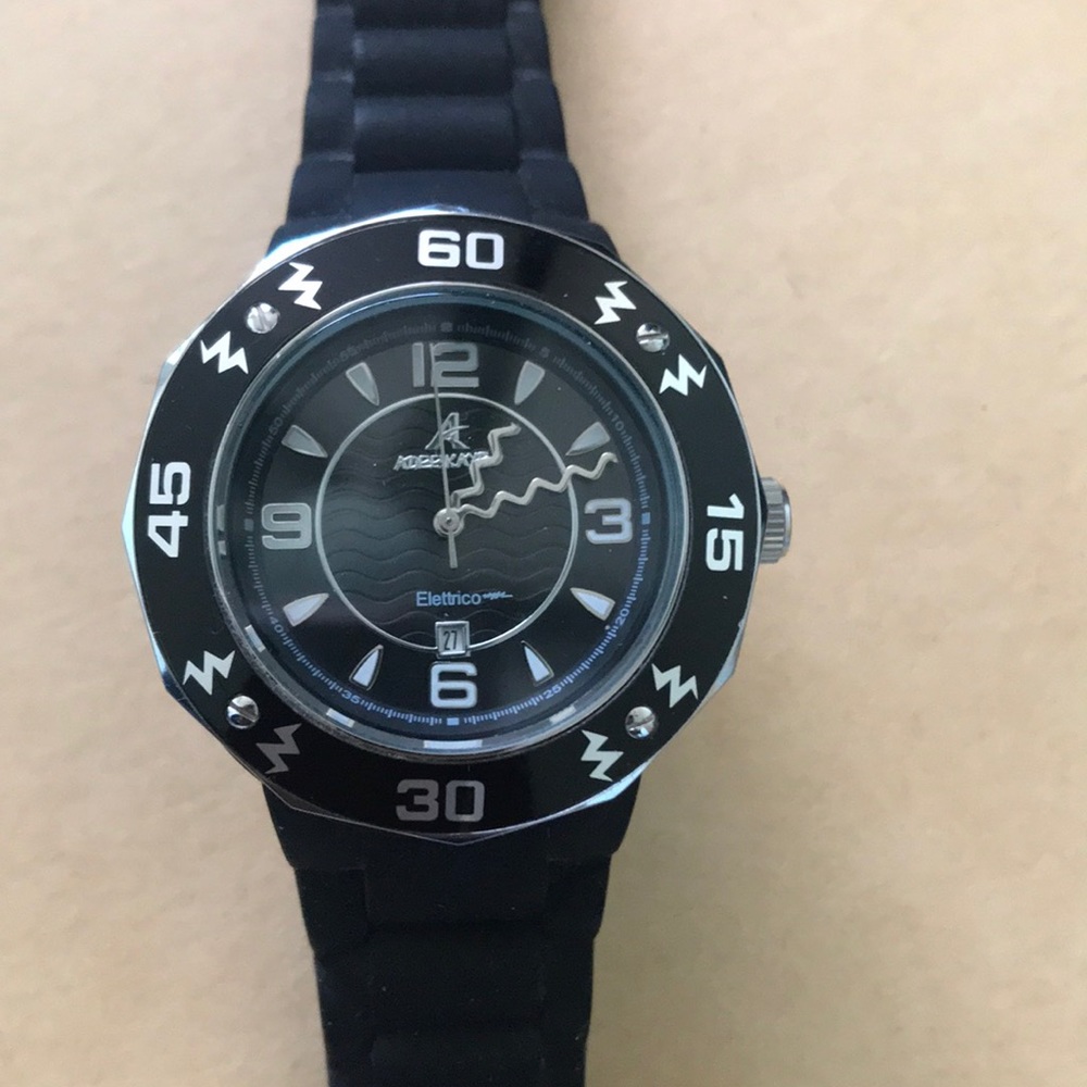 Adee Kaye Watch